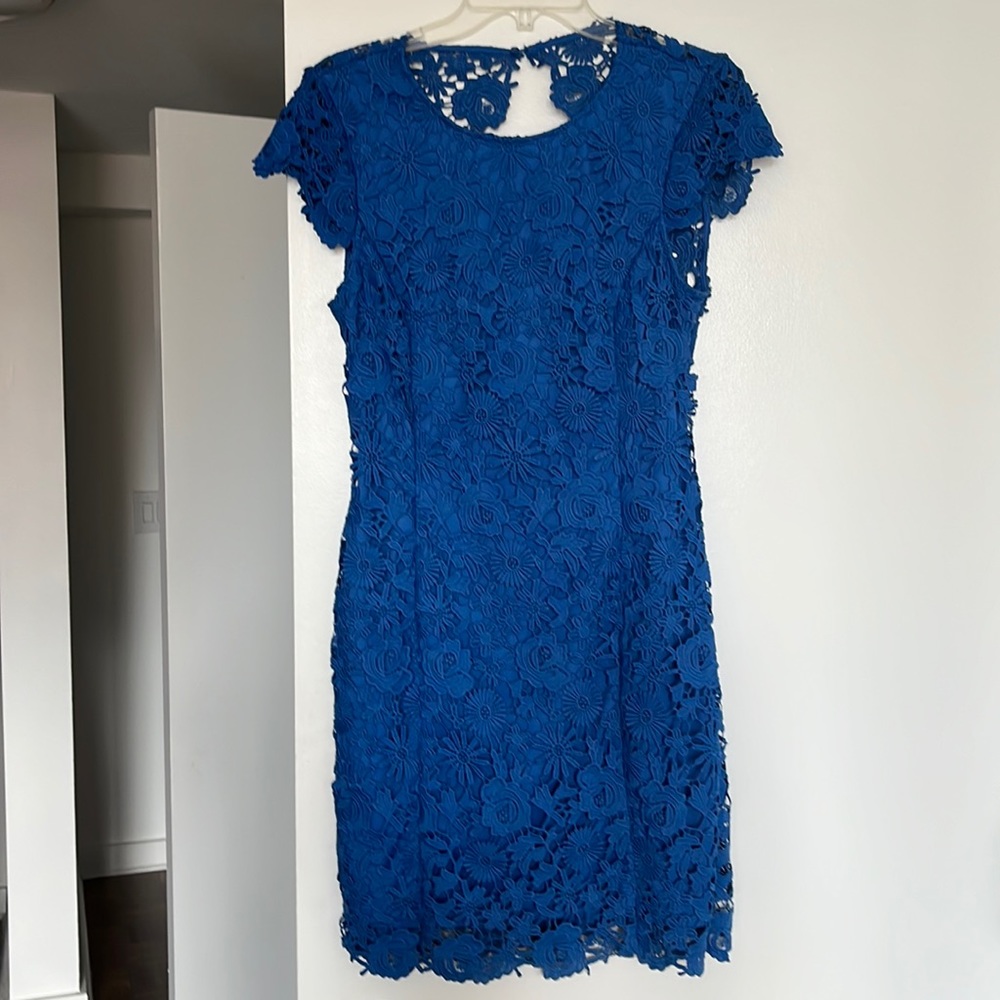 Lulu’s royal blue lace midi dress with open back